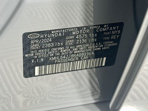 Used 2024 Hyundai Sonata Limited FWD image 12