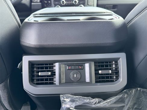 New 2025 Ford F250 Lariat w/ Lariat Ultimate Package image 37