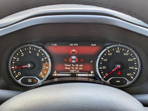 Used 2021 Jeep Renegade Latitude image 11