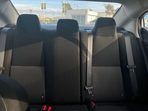 Used 2025 Nissan Sentra SV image 38