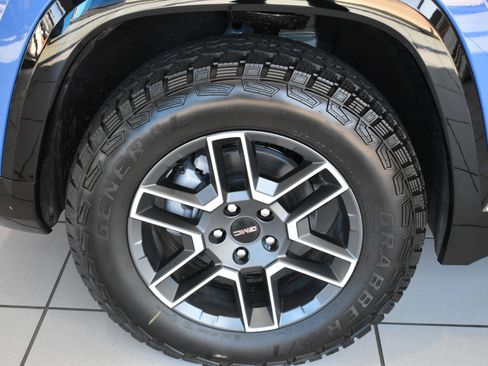 New 2026 GMC Terrain AT4 w/ LPO, Floor Liner Package image 11