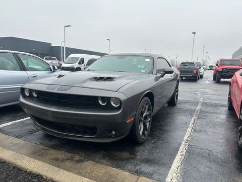 Used 2022 Dodge Challenger SXT w/ Blacktop Package image 2