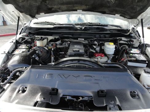 Used 2016 RAM 2500 SLT image 28