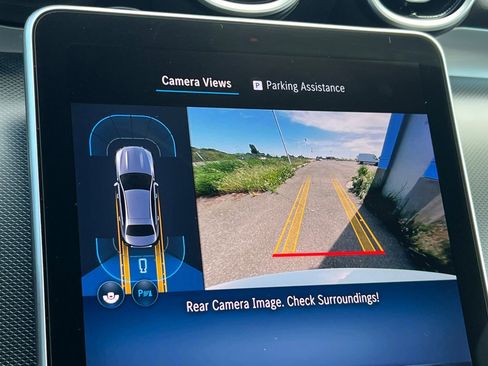 Used 2025 Mercedes-Benz C 300 4MATIC Sedan image 20