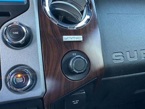 Used 2015 Ford F250 Lariat w/ Lariat Interior Package image 42