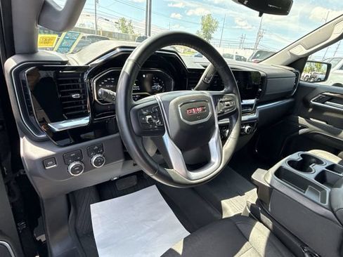 Certified 2023 GMC Sierra 1500 Elevation w/ LPO, Elevation Black Package AWD/4WD image 10