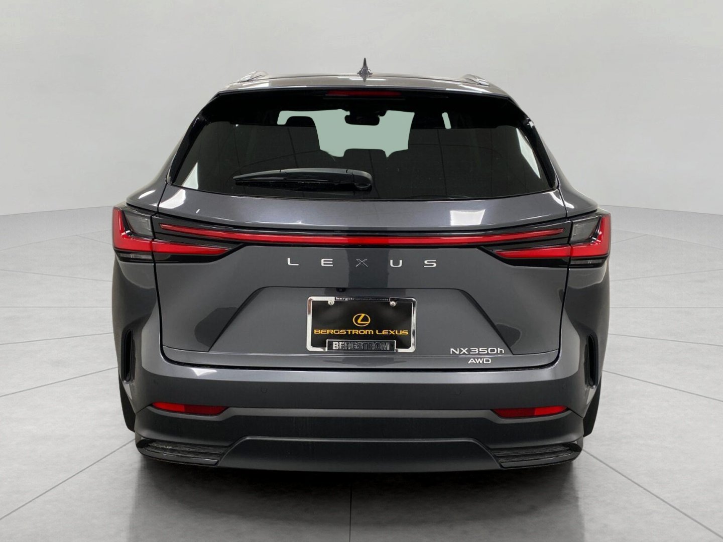 Certified 2025 Lexus NX 350h AWD w/ Accessory Package (2T) image 4