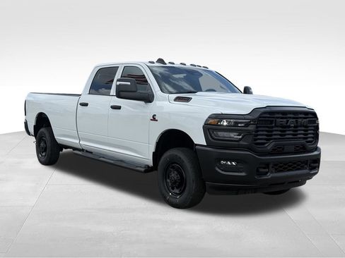 New 2026 RAM 2500 Tradesman AWD/4WD image 11