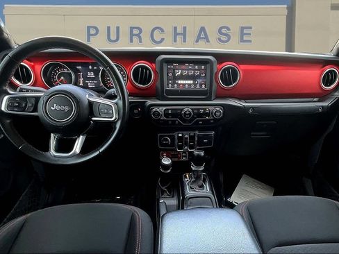 Used 2020 Jeep Gladiator Rubicon AWD/4WD image 9