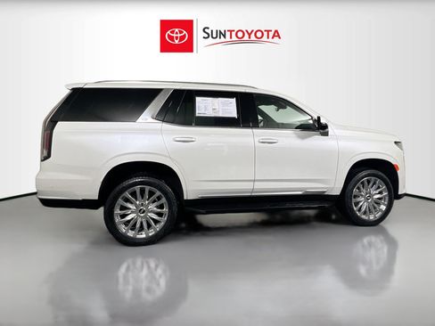 Used 2024 Cadillac Escalade Premium Luxury w/ Performance Package AWD/4WD image 2
