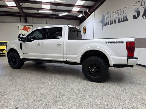 Used 2020 Ford F250 Lariat AWD/4WD image 4