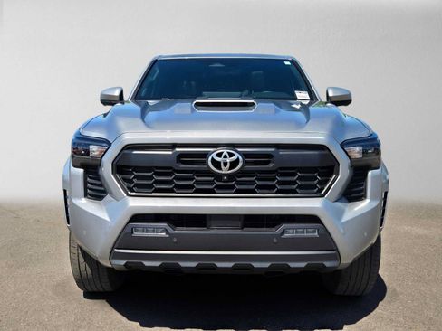 Used 2024 Toyota Tacoma TRD Sport w/ TRD Sport Premium Package AWD/4WD image 8