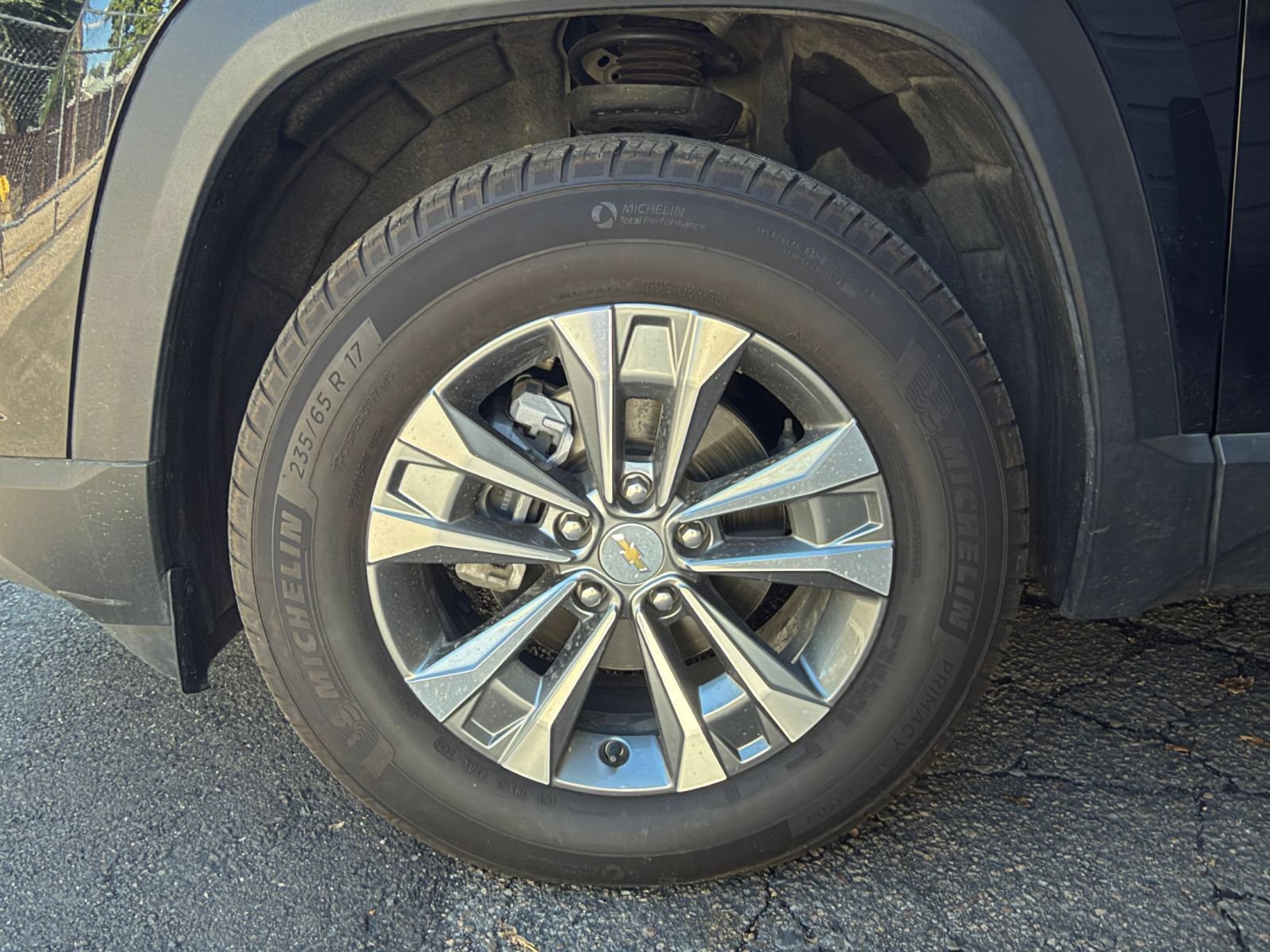 Used 2025 Chevrolet Equinox LT AWD/4WD image 30