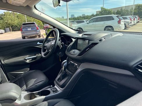 Used 2016 Ford Escape SE w/ SE Leather Comfort Package FWD image 14