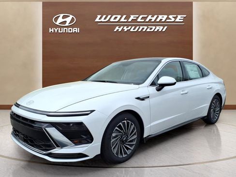 New 2026 Hyundai Sonata SEL FWD image 1