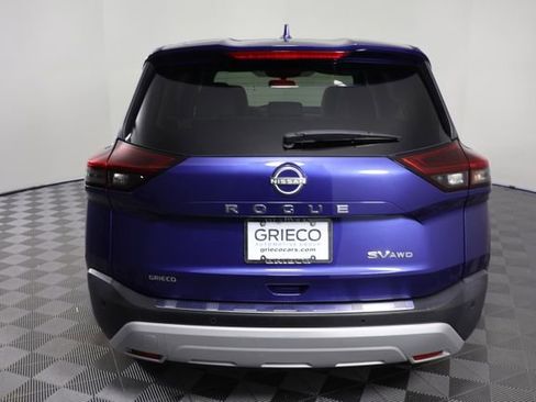 Used 2022 Nissan Rogue SV image 7