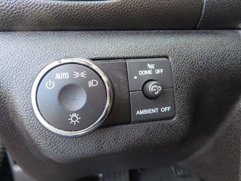 Used 2017 Buick Enclave Premium w/ Experience Buick Package image 30