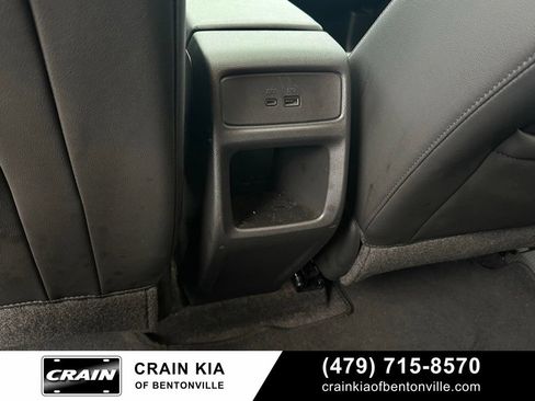 Used 2025 Chevrolet Trax RS w/ Sunroof Package FWD image 27