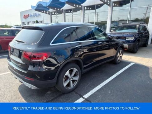 Used 2022 Mercedes-Benz GLC 300 4MATIC w/ Premium Package Lite image 4