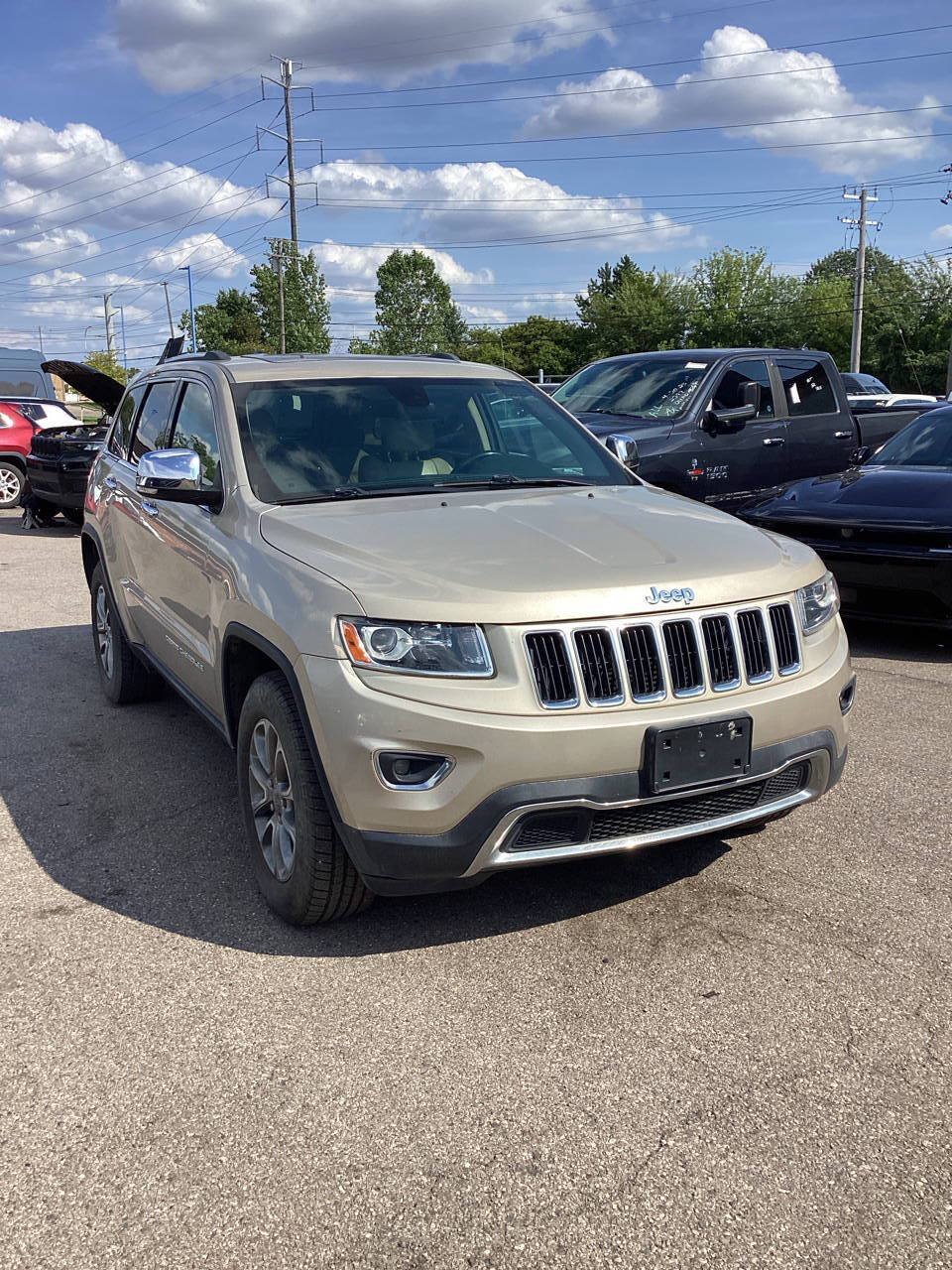 Used 2014 Jeep Grand Cherokee Limited w/ Trailer Tow Group IV RWD image 8