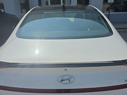 Used 2021 Hyundai Sonata Limited FWD image 12