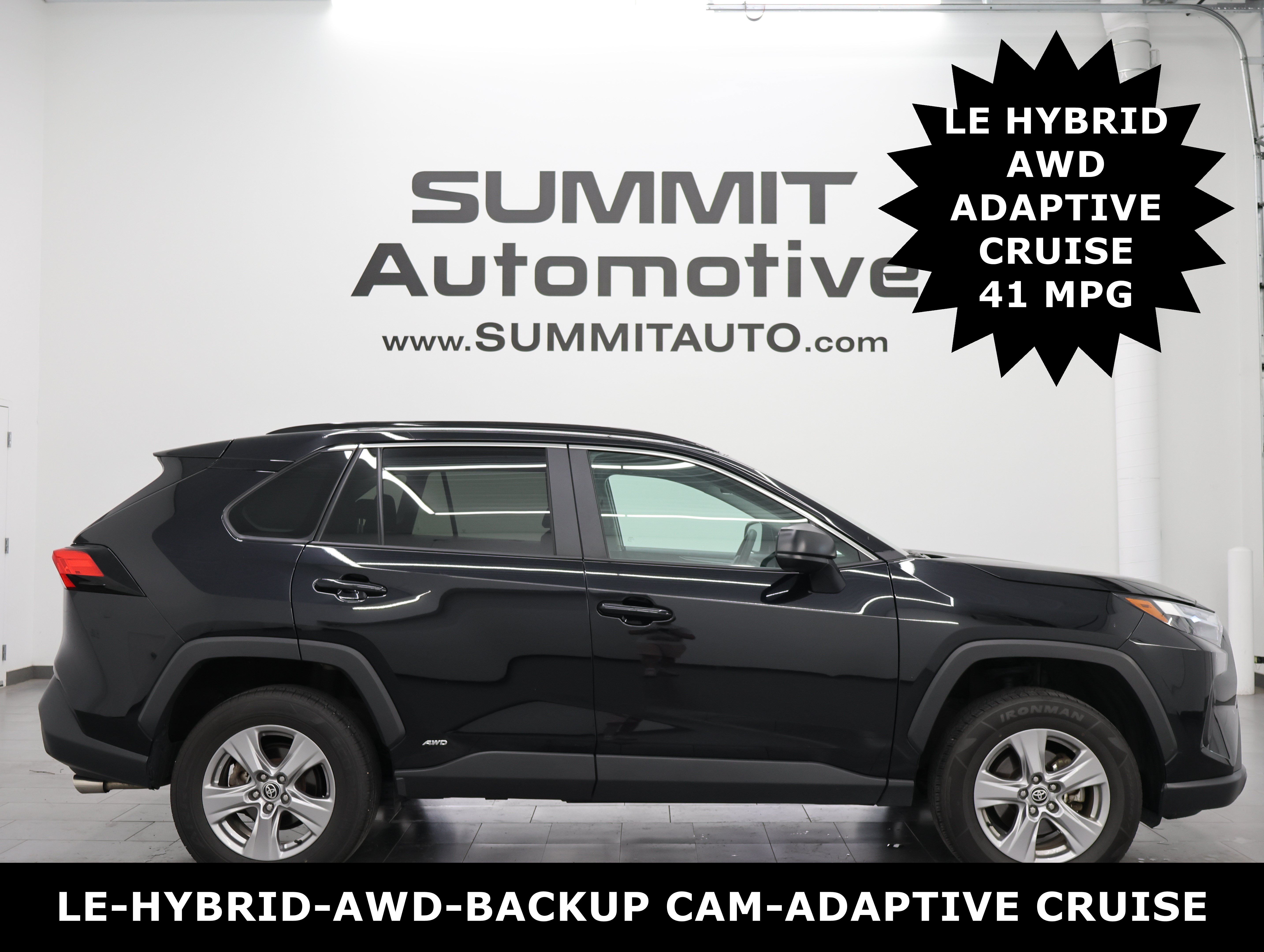 Used 2025 Toyota RAV4 LE AWD/4WD image 1