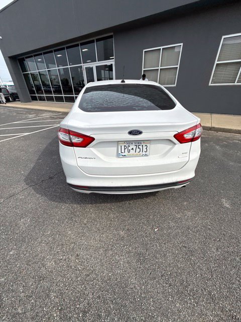 Used 2014 Ford Fusion SE w/ Equipment Group 202A FWD image 6