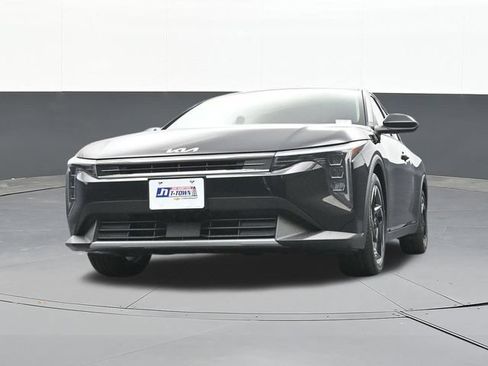Used 2025 Kia K4 EX FWD image 52