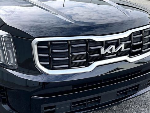 Used 2023 Kia Telluride S image 27