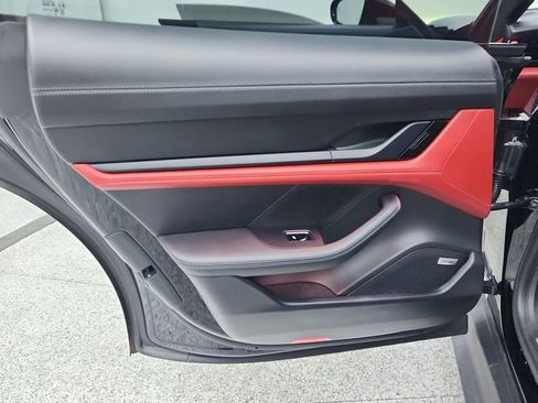 Used 2020 Porsche Taycan 4S w/ Premium Package image 31