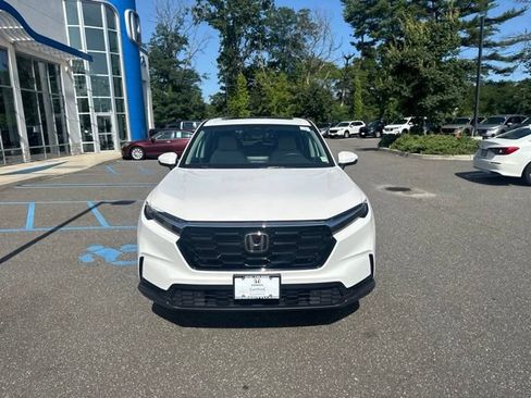 Used 2024 Honda CR-V EX-L image 3