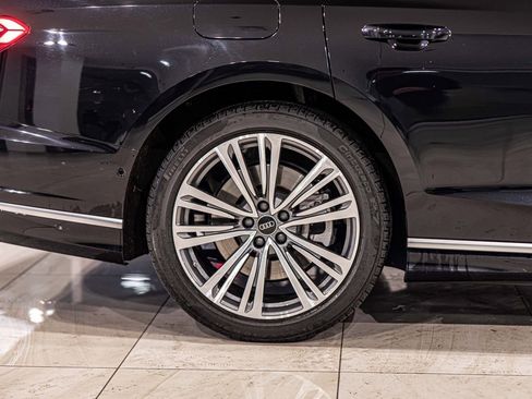 Used 2024 Audi A8 L 3.0T image 11