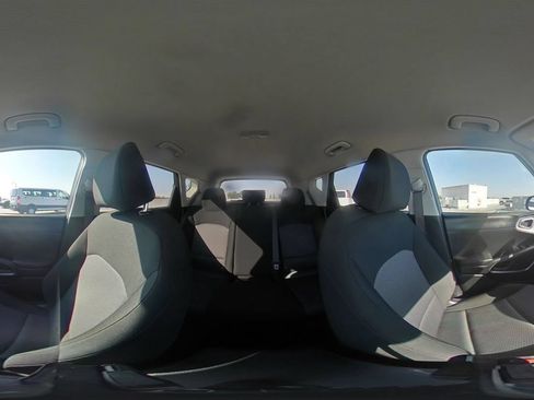 Used 2025 Kia Soul LX w/ LX Technology Package FWD image 39