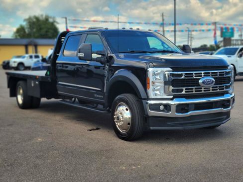Used 2024 Ford F550 4x4 Crew Cab Super Duty image 3
