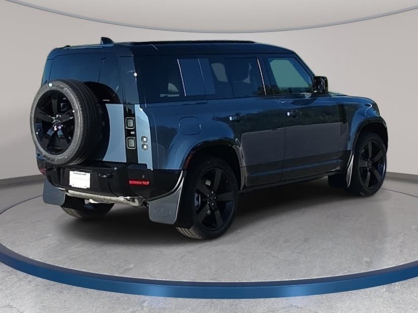 New 2026 Land Rover Defender 110 X-Dynamic SE AWD/4WD image 5