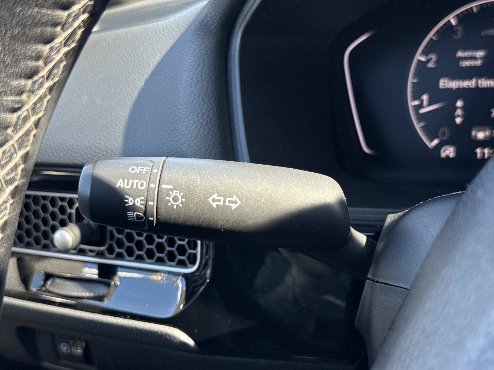Used 2022 Honda Civic Sport image 16