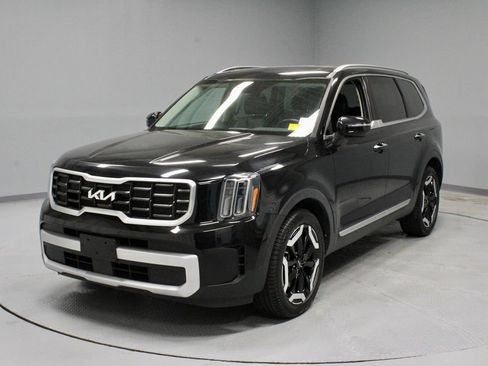Used 2025 Kia Telluride S AWD/4WD image 8