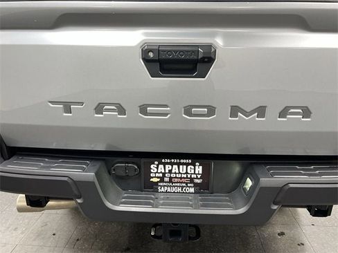 Used 2024 Toyota Tacoma SR image 30