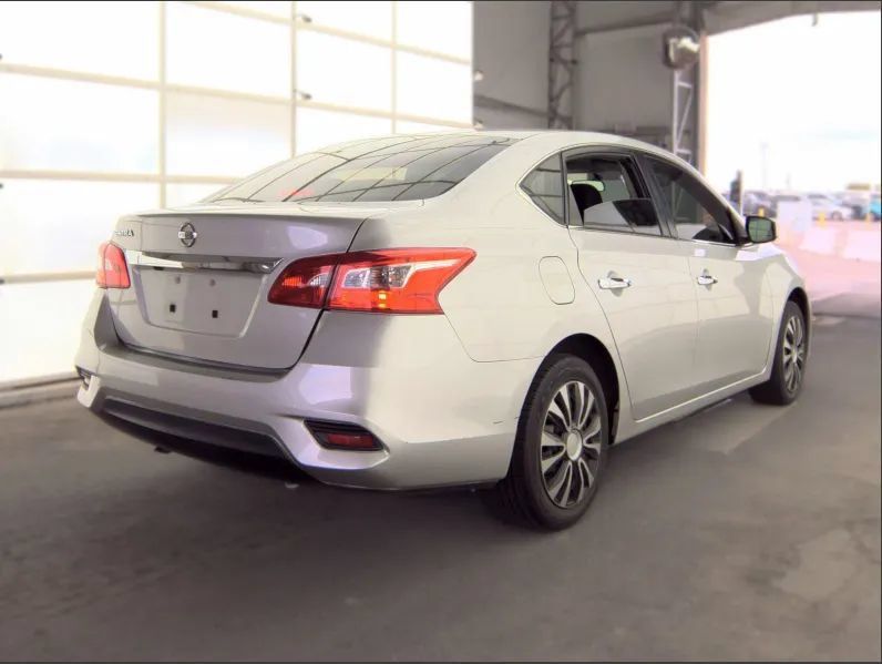 Used 2019 Nissan Sentra S FWD image 2