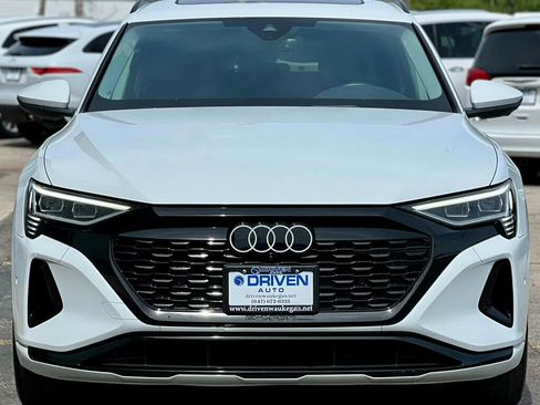 Used 2024 Audi Q8 e-tron Premium Plus w/ Premium Plus Package AWD/4WD image 6