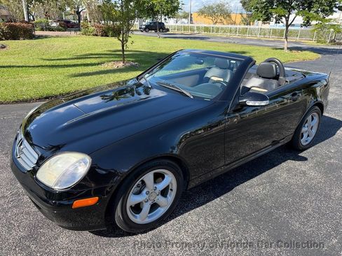 Used 2001 Mercedes-Benz SLK 320 image 1