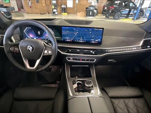 New 2026 BMW X5 sDrive40i image 5