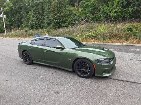 Used 2020 Dodge Charger Scat Pack w/ Plus Group RWD image 1