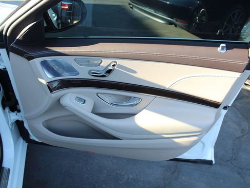 Used 2019 Mercedes-Benz S 450 Sedan image 20