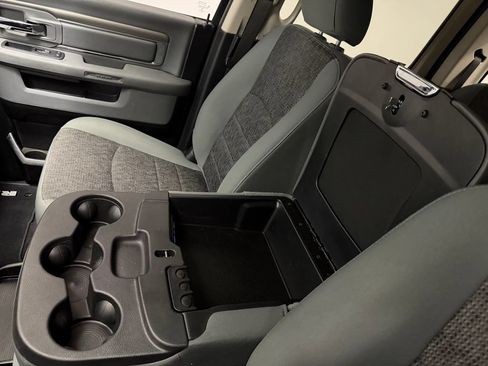 Used 2019 RAM 1500 Big Horn AWD/4WD image 17