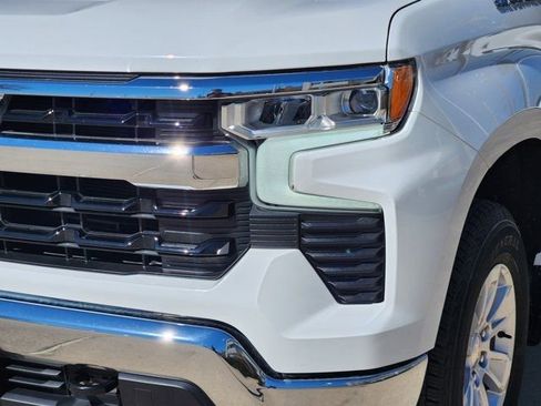 Used 2023 Chevrolet Silverado 1500 LT image 16