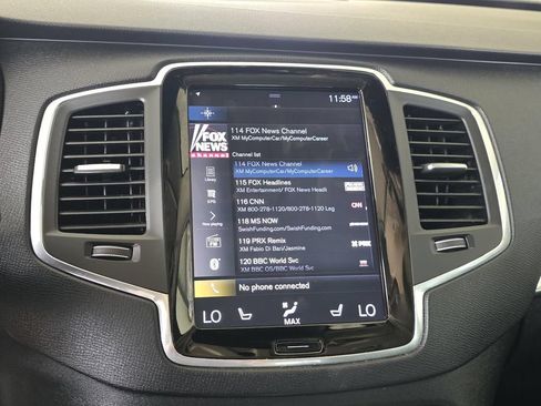 Used 2018 Volvo XC90 T5 Momentum w/ Convenience Package AWD/4WD image 26