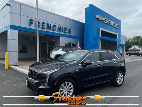 Used 2023 Cadillac XT4 Luxury w/ Driver Awareness Package AWD/4WD image 1