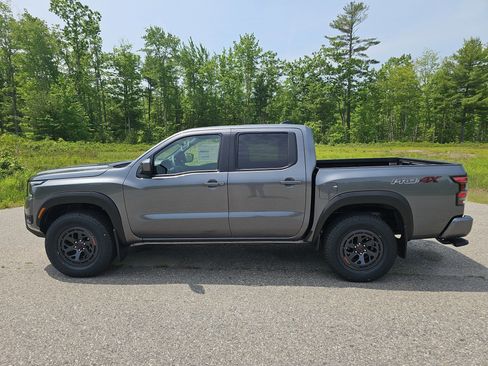 New 2026 Nissan Frontier PRO-4X w/ Tow Package AWD/4WD image 2
