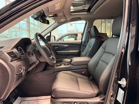 Used 2025 Honda Ridgeline RTL image 10